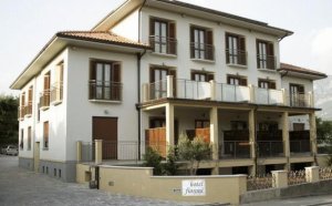 Hotel Fioroni ***