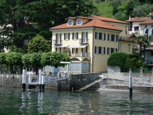 Taverna Bleu ***