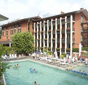 Club Hotel e Residence La Vela ****