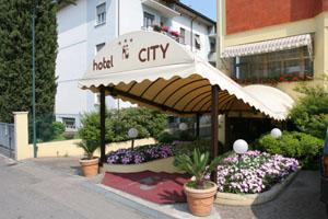 Hotel City ***