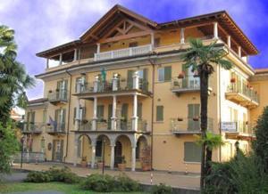Hotel Azalea ***